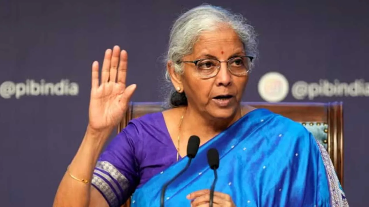 ઘટી રહેલા રૂપિયાની કિંમત પર નિર્મલા સીતારમણે આપ્યું મોટું નિવેદન, શું છે આખો પ્લાન?