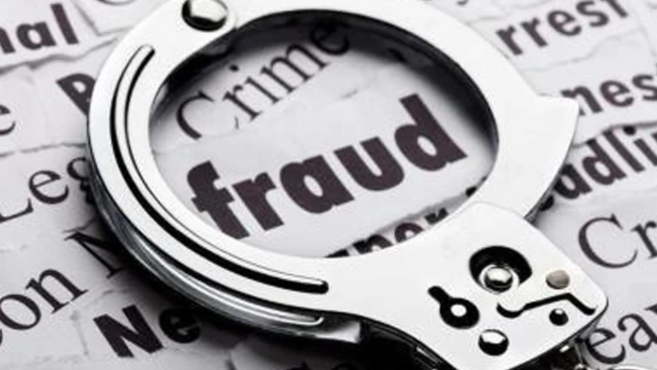 Hapur-Wife-Stole-Rupees-Jewellery1 