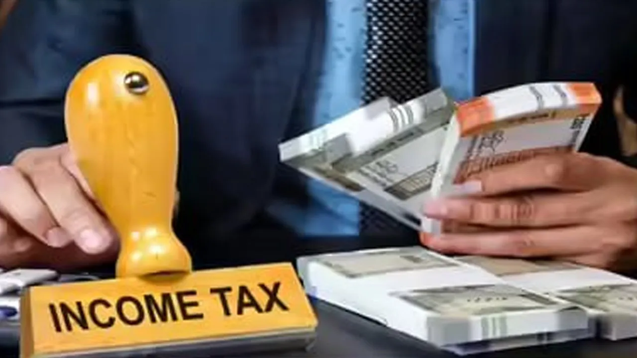 કોઈ સાથે 20,000થી વધુ રોકડ આપ-લેનો વ્યવહાર કરો છો તો ચેતી જજો! IT વિભાગ ઘરે આવશે, જાણો નિયમ