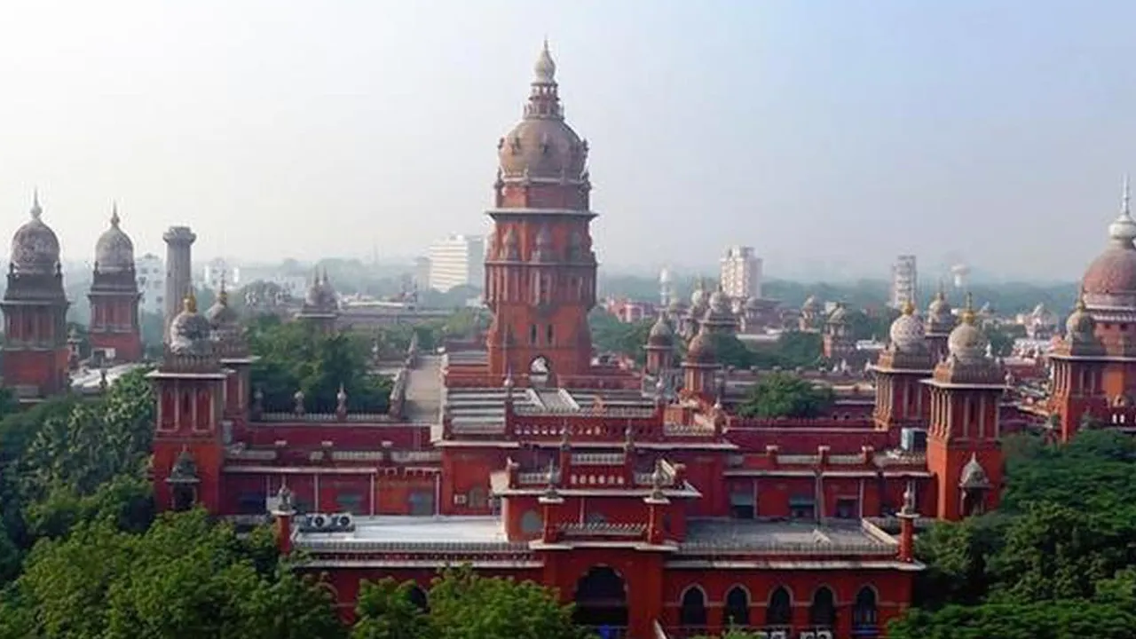 મસ્જિદ 1100 એકર જમીનને ગણાવી રહી હતી વક્ફ પ્રોપર્ટી, હાઈકોર્ટે એક ઝટકામાં છીનવી લીધી; જાણો શું છે આખો મામલો