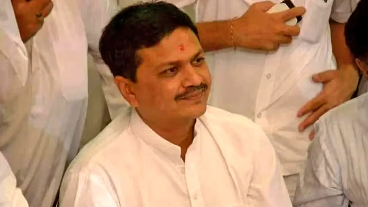 નવરાત્રિ માટે ખોડલધામ સમિતિનો ક્રાંતિકારી નિર્ણય, 28 જગ્યાએ ગરબા થશે