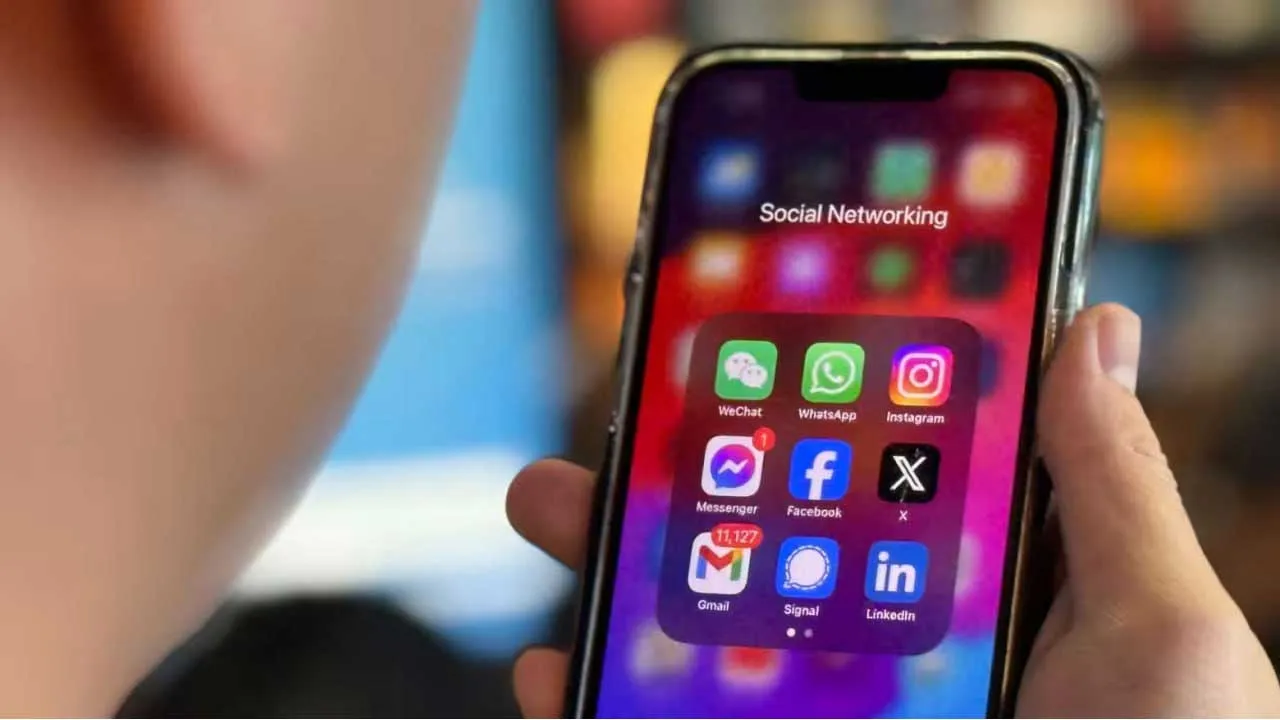 Malaysia Smartphone Ban