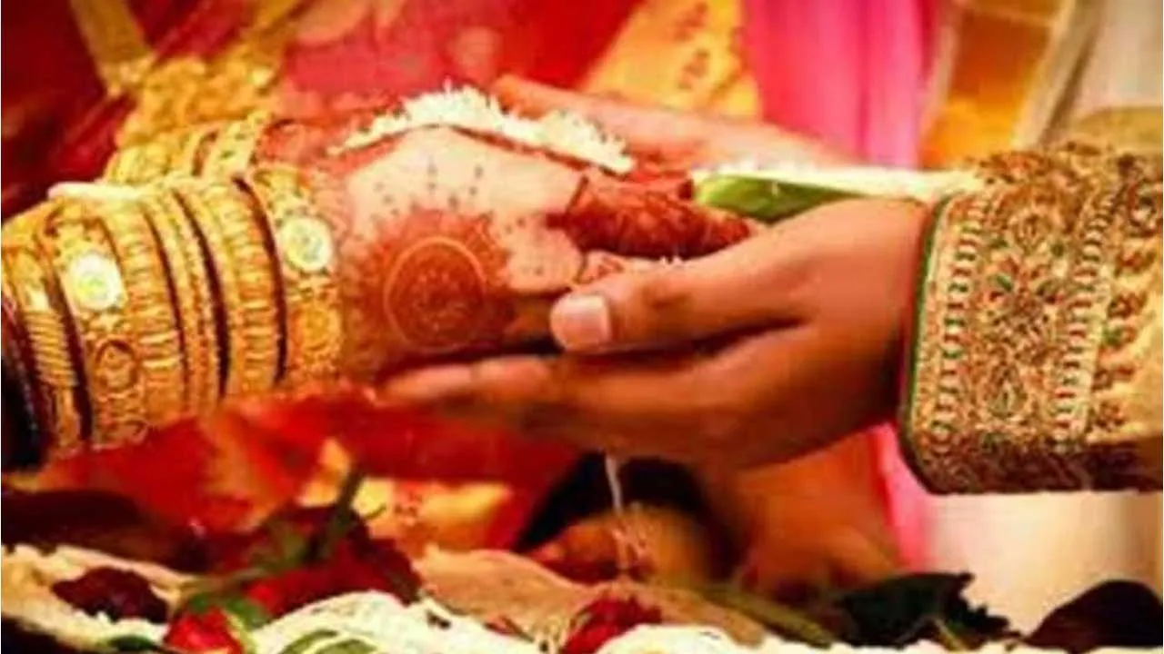 Groom Refuses Dowry