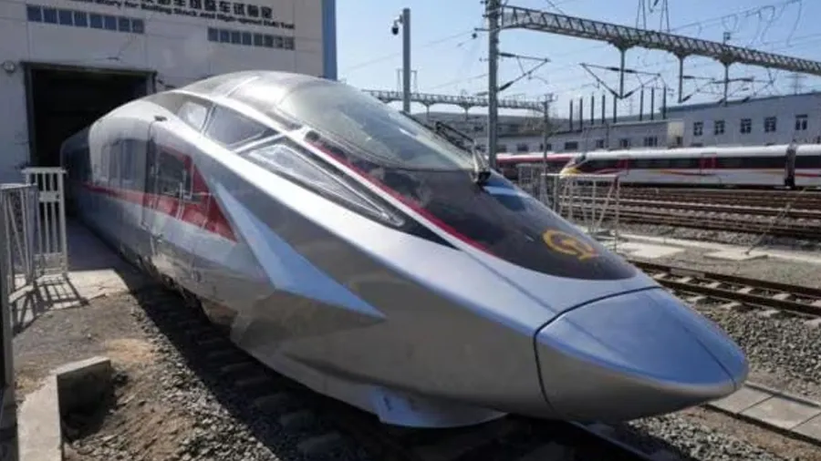 High-Speed-Bullet-Train-3