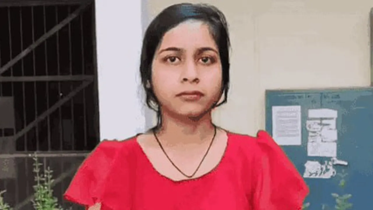 Looteri-Dulhan-Kajal-sister3 