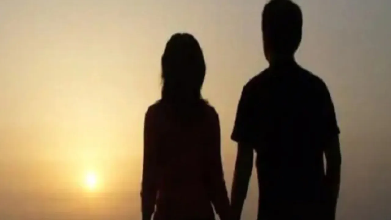 પ્રેમીએ પ્રેમિકાનો ફોન હેક કરીને કરી જાસૂસી: લગ્ન સંબંધો તોડાવતા કંટાળી યુવતીએ....