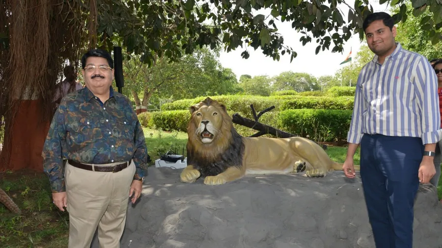 Parimal-Nathwani.jpg-3