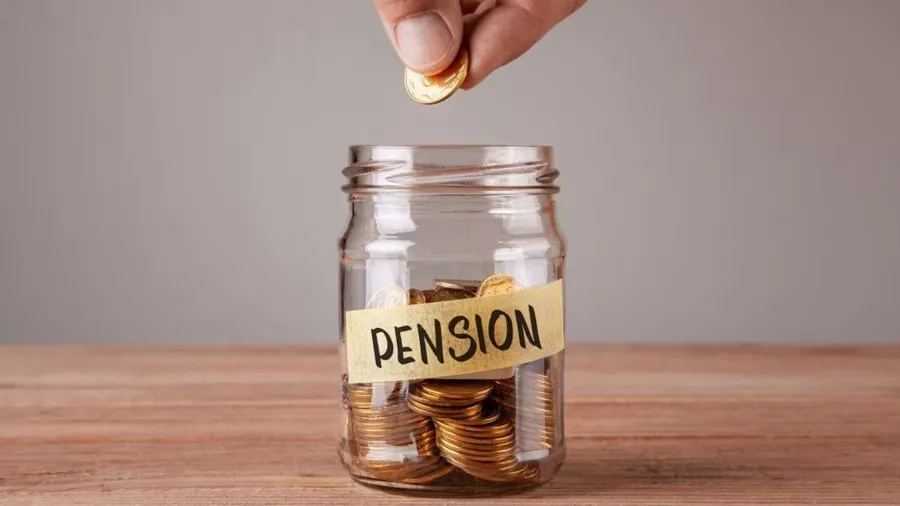 અમદાવાદમાં મહિલાએ પોલીસ પતિના નિધન બાદ બીજા લગ્ન કર્યાનું છૂપાવી ખોટા દસ્તાવેજથી પેન્શન લીધા કર્યું