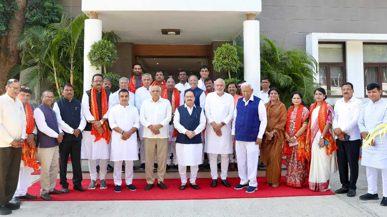 મંત્રીઓને ખાતાની ફાળવણી કરાઈ, હર્ષ સંઘવી થઈ ગયા પાવરફૂલ, જુઓ આખું લિસ્ટ