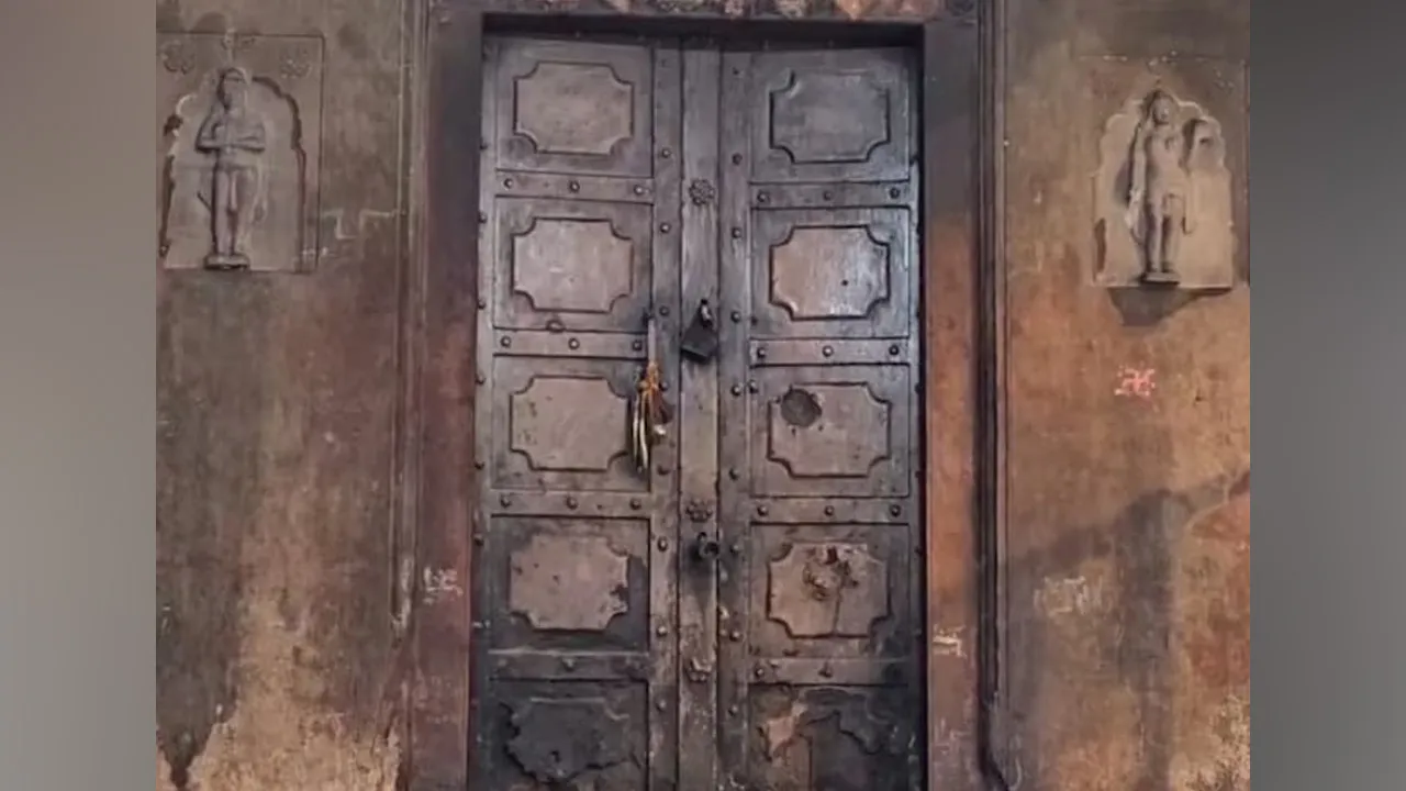 Vrindavan-Banke-Bihari-Temple2 