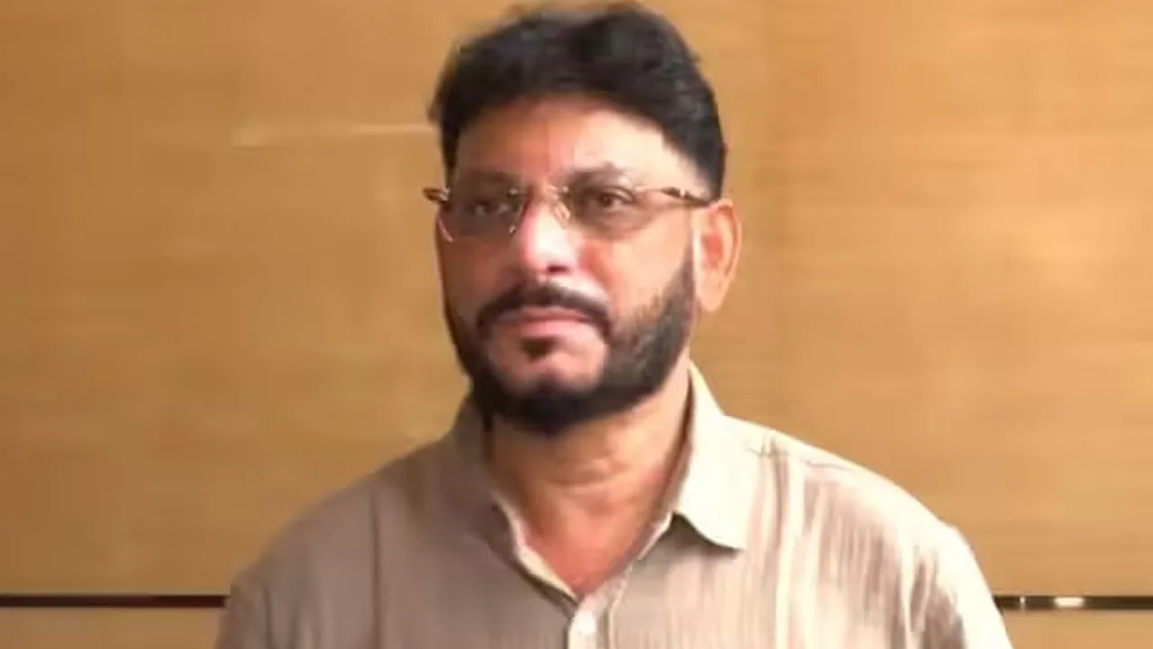 મહાગઠબંધન પર સવાલ ઉઠાવતા AIMIMએ કહ્યું કે, 19 ટકા મુસ્લિમો ફક્ત મતદાન કરશે, જ્યારે 2 ટકા મત ધરાવતા DyCM બનશે!