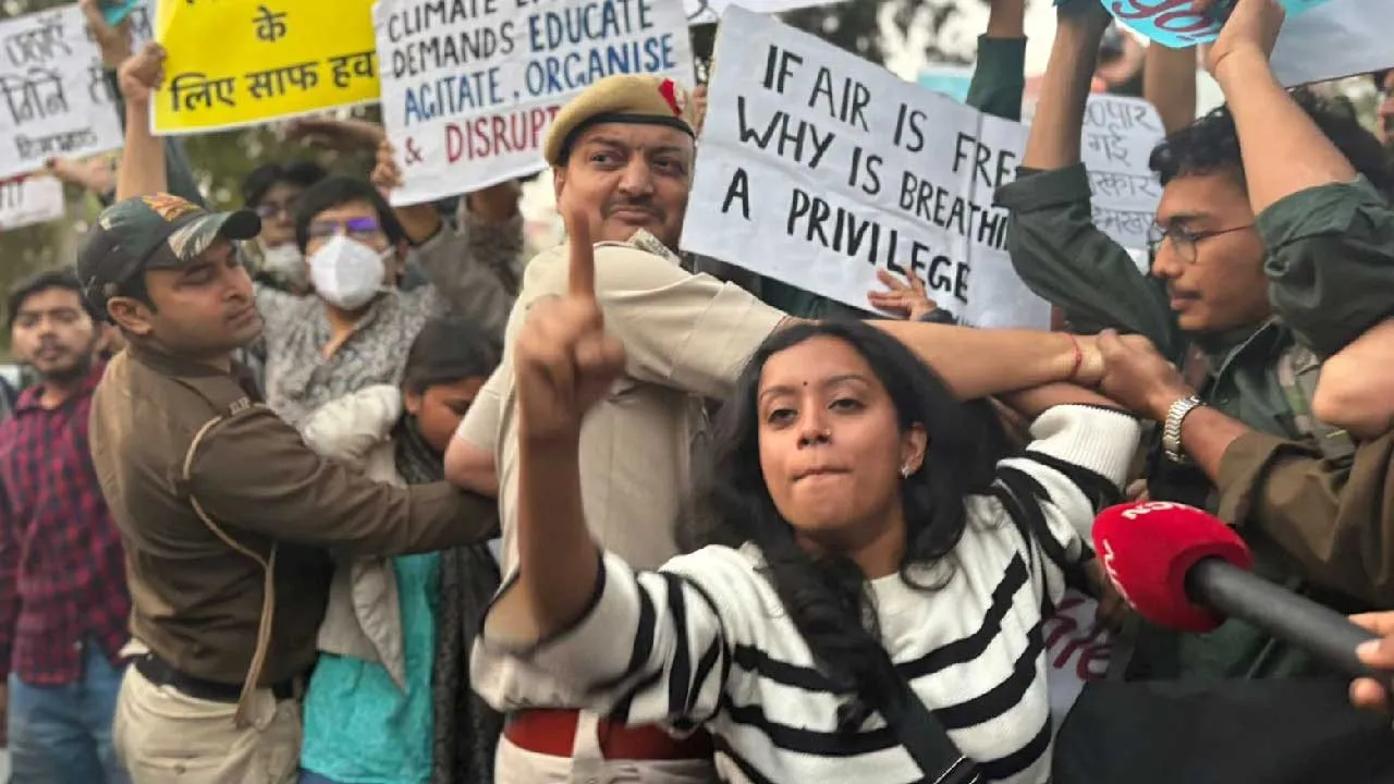 Gen Z ને રાજકારણીઓ અને વિચારધારાઓ પોતાના એજન્ડા માટે ઉપયોગ કરવા માંગે છે