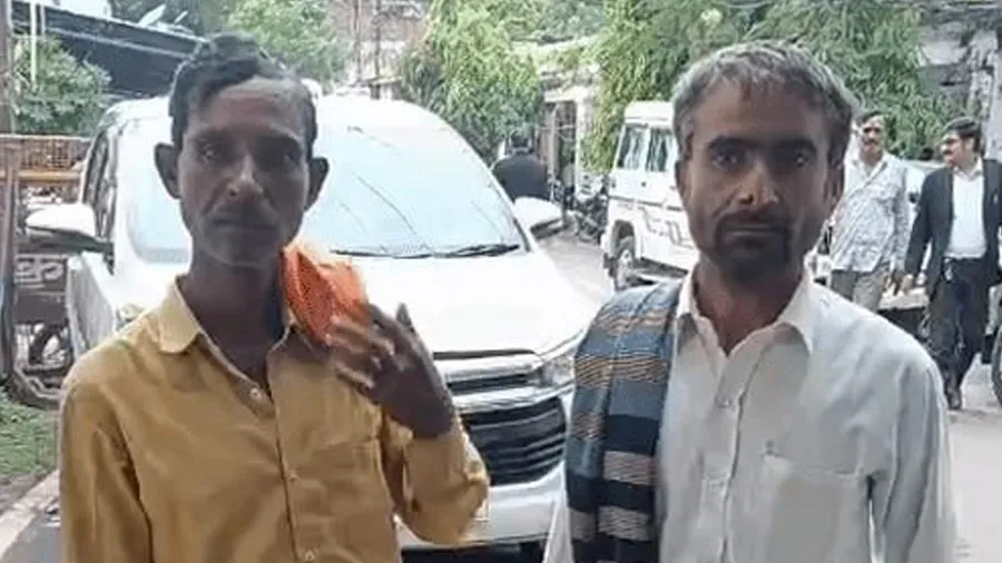 Kanpur-Nose-Cutting.jpg-3