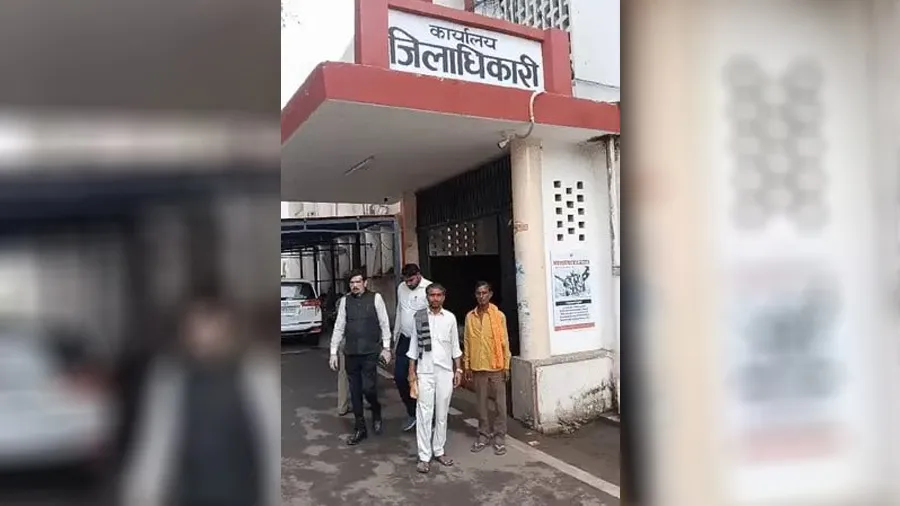 Kanpur-Nose-Cutting.jpg-4