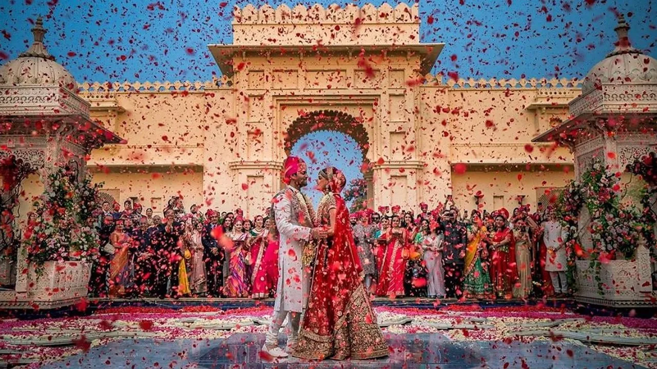 ઉદયપુર કંઈ રીતે બન્યું ગ્લોબલ વેડિંગ ડેસ્ટિનેશન, લગ્નનો ખર્ચ કેટલો આવે?