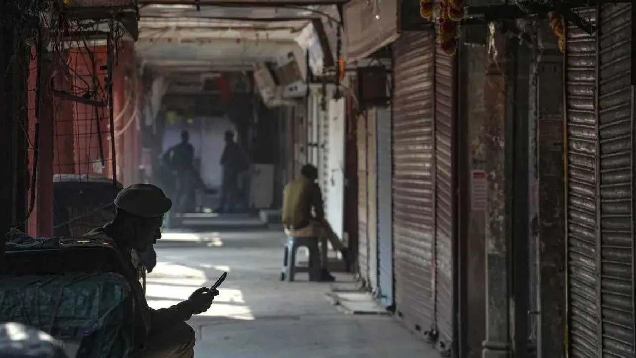 બંધ દુકાનના સરનામે 6 બેંકોએ ઉદ્યોગપતિઓને 3000 કરોડની લોન આપી દીધી