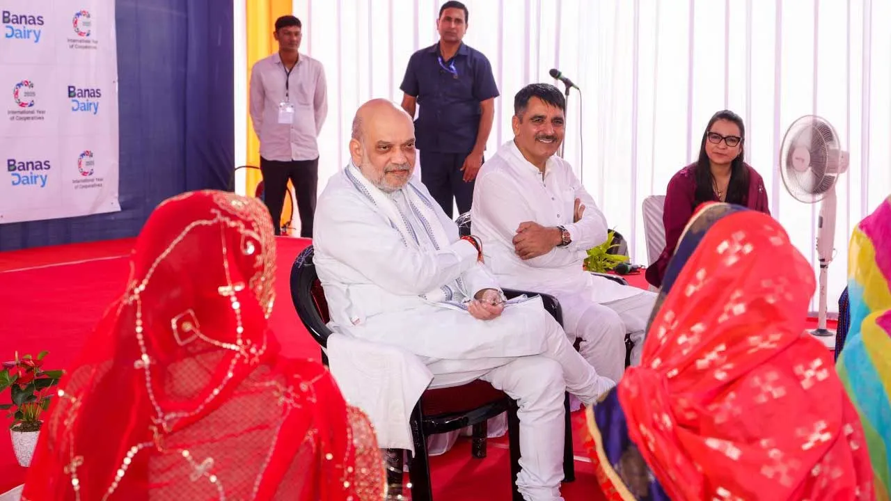 અમિત શાહે કેમ કહ્યું- બહેનોએ જે કર્યું છે તે એક કોર્પોરેટ કંપનીને કરવુ હોય તો તેમને પરસેવો વળી જાય