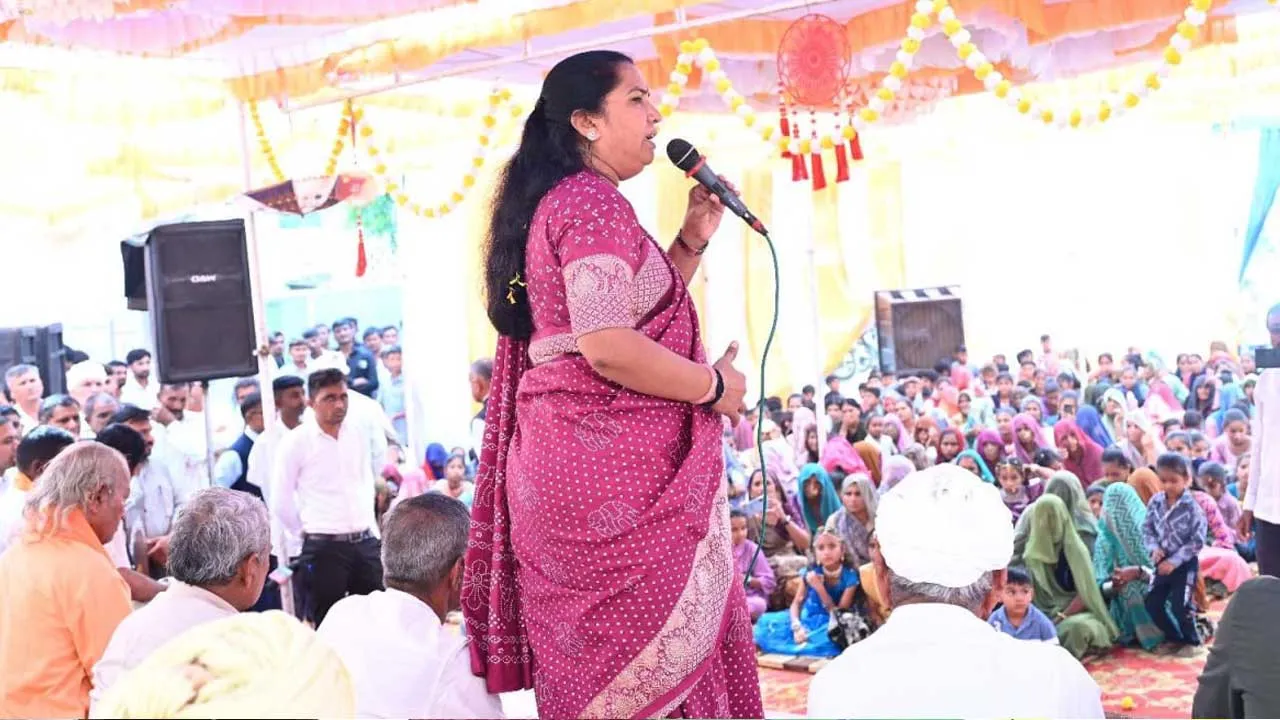 ‘હવે કોઈ પણ બહેન-દીકરીએ દશામાના વ્રત કરવા નહીં!’ સાંસદ ગેનીબેનનું ઠાકોર સમાજની બહેનોને આહ્વાન