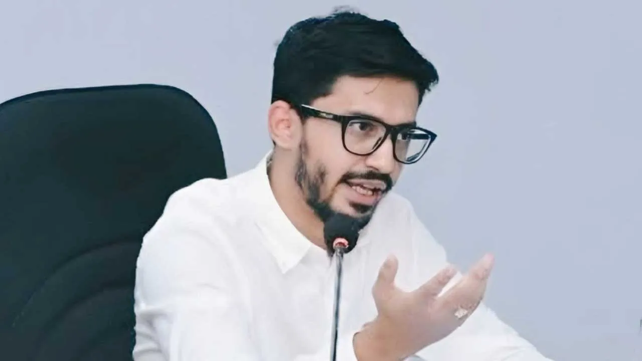 ગ્રાહક સુરક્ષા અંતર્ગત બેંકિંગ સેવા વિષય પર એડવોકેટ ઈશાન શ્રેયસ દેસાઈનું SCOBA વર્કશોપમાં માર્ગદર્શન