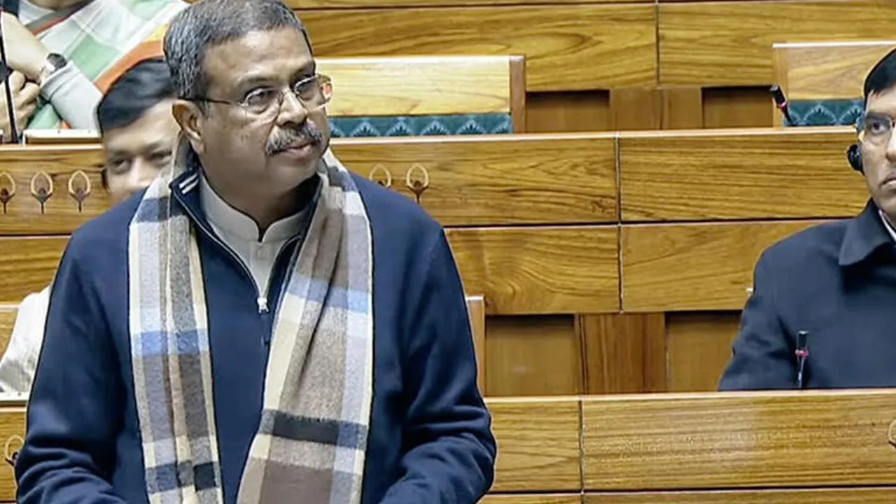 Dharmendra-Pradhan-Education-Bill4 