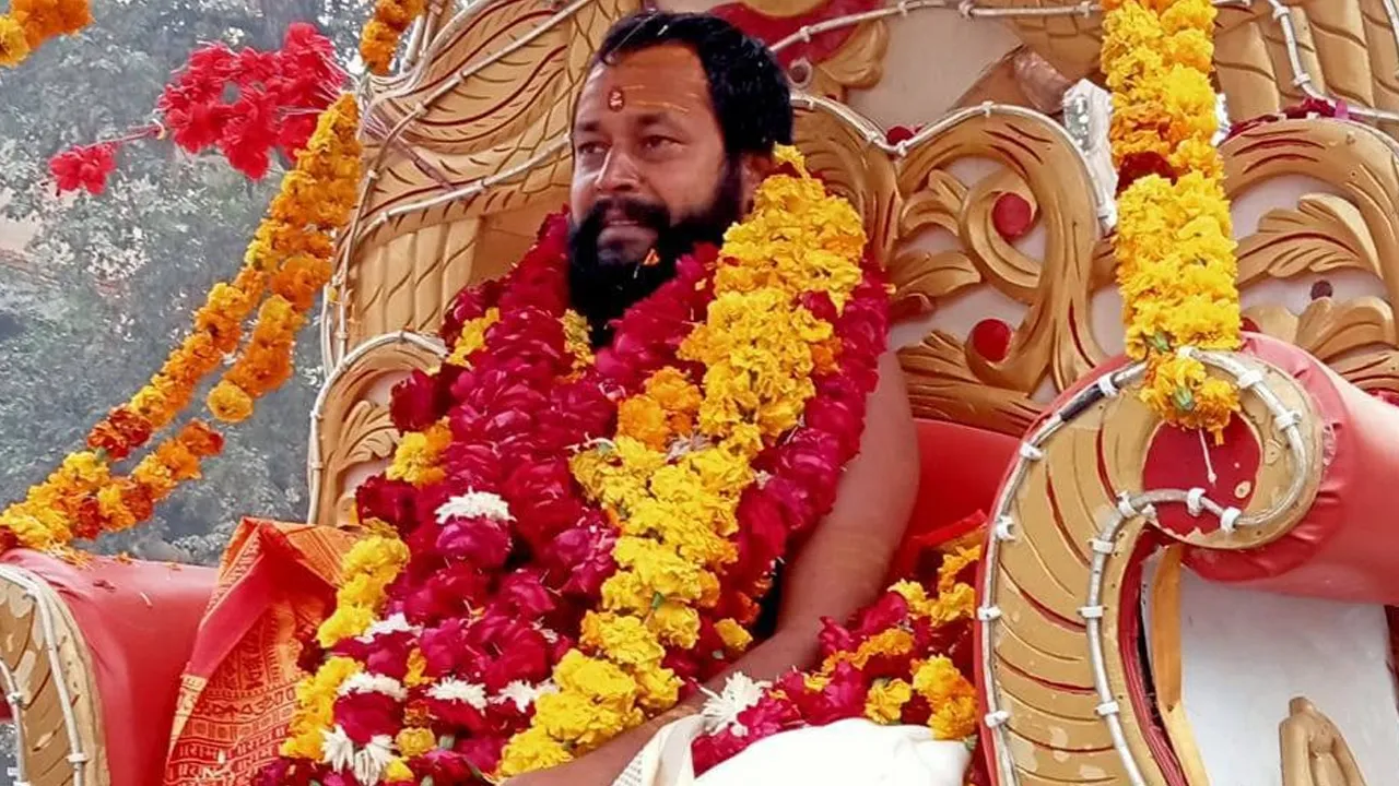 Lokeshanand-Maharaj2 