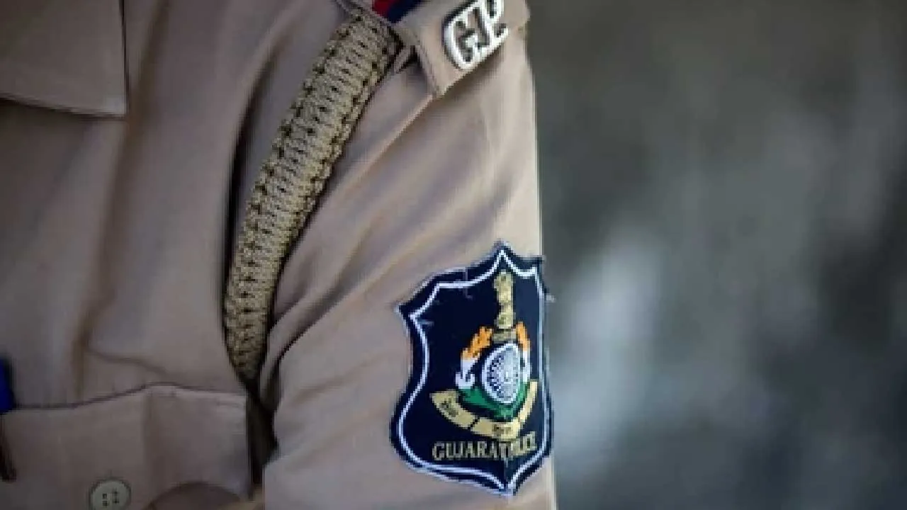 પોલીસ કોન્સ્ટેબલ અને હેડ કોન્સ્ટેબલના પગારની વાસ્તવિકતામાં ભ્રષ્ટાચારનું મૂળ છૂપાયેલું છે