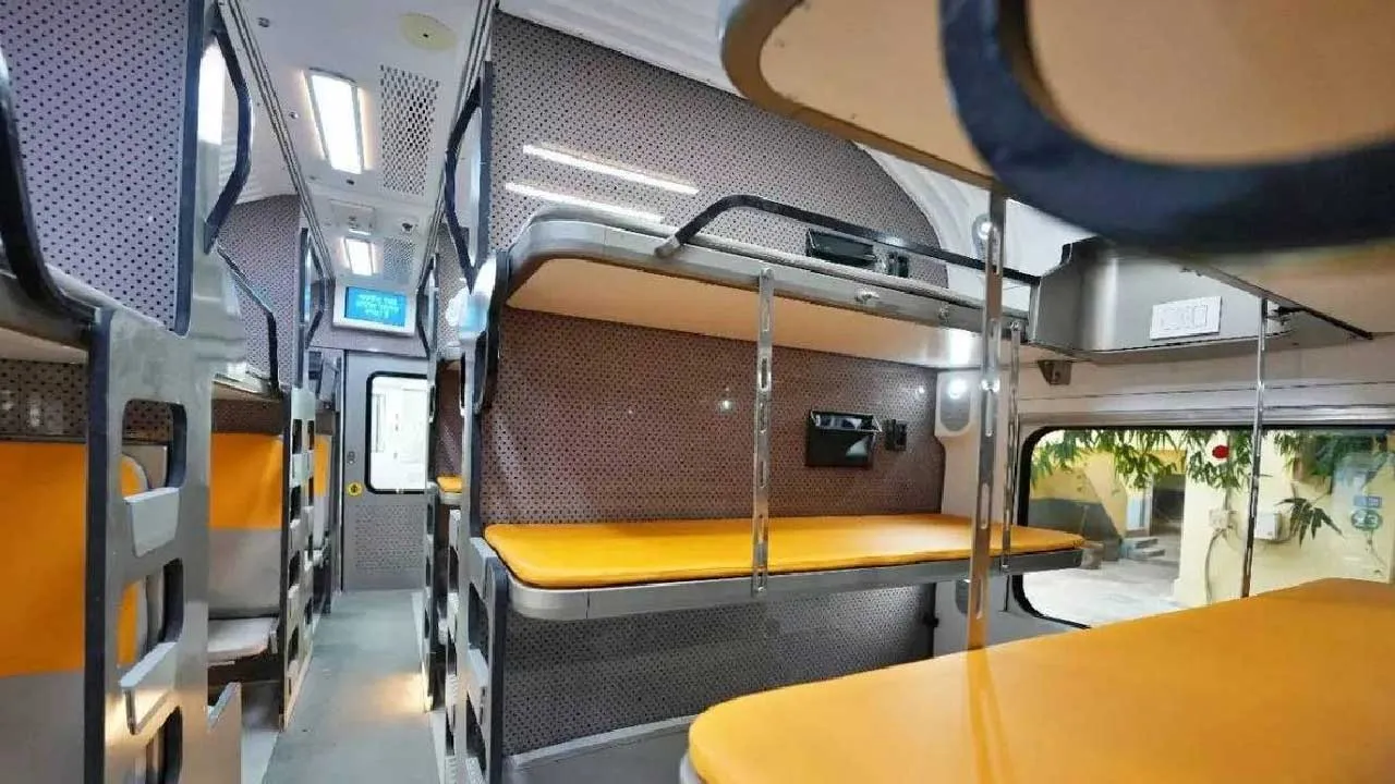 વંદે ભારત સ્લીપર: હવે વેઇટિંગ કે RACની ઝંઝટ ખતમ, માત્ર કન્ફર્મ ટિકિટ પર જ થશે મુસાફરી; જાણો ભાડું