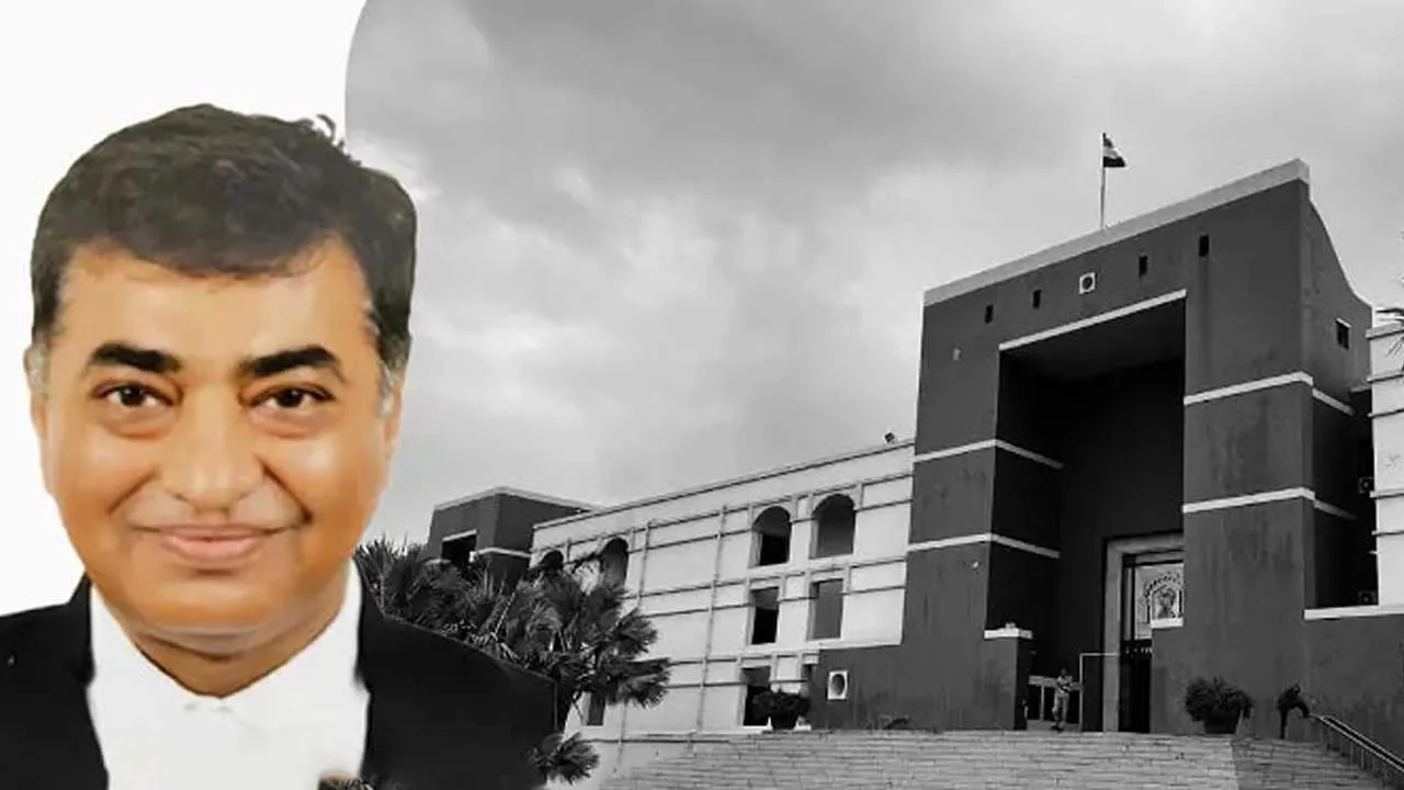 મંદિરના પૂજારી ભગવાનના સેવક હોય છે, જમીનના માલિક નહીં', ગુજરાત હાઈકોર્ટે અરજી ફગાવી દીધી