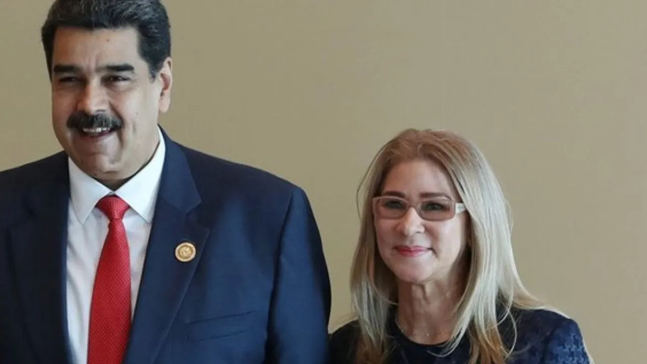  વેનેઝુએલાના રાષ્ટ્રપતિ માદુરોની પત્ની સિલિયા ફ્લોરેસ કોણ છે? જ્યારે તેમણે ખુલ્લેઆમ વિપક્ષી ધારાસભ્યોને કહ્યા 'પાપી'