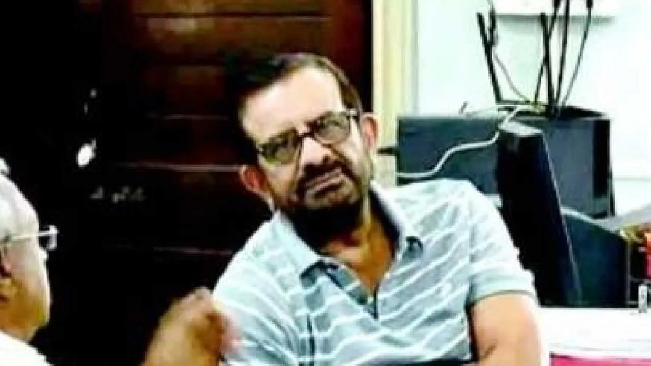 વસંત ગજેરાના કૌભાંડની માહિતી પ્રવિણ ભૂતે PMને પહોંચાડી