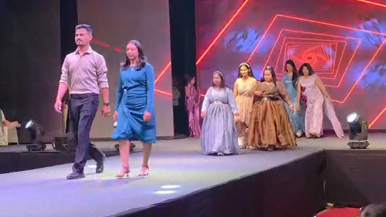 લવ એન્ડ કેર ચેરિટેબલ ટ્રસ્ટના ફેશન અને ટેલેન્ટ શોમાં દિવ્યાંગ પ્રતિભાઓનું ભવ્ય પ્રદર્શન