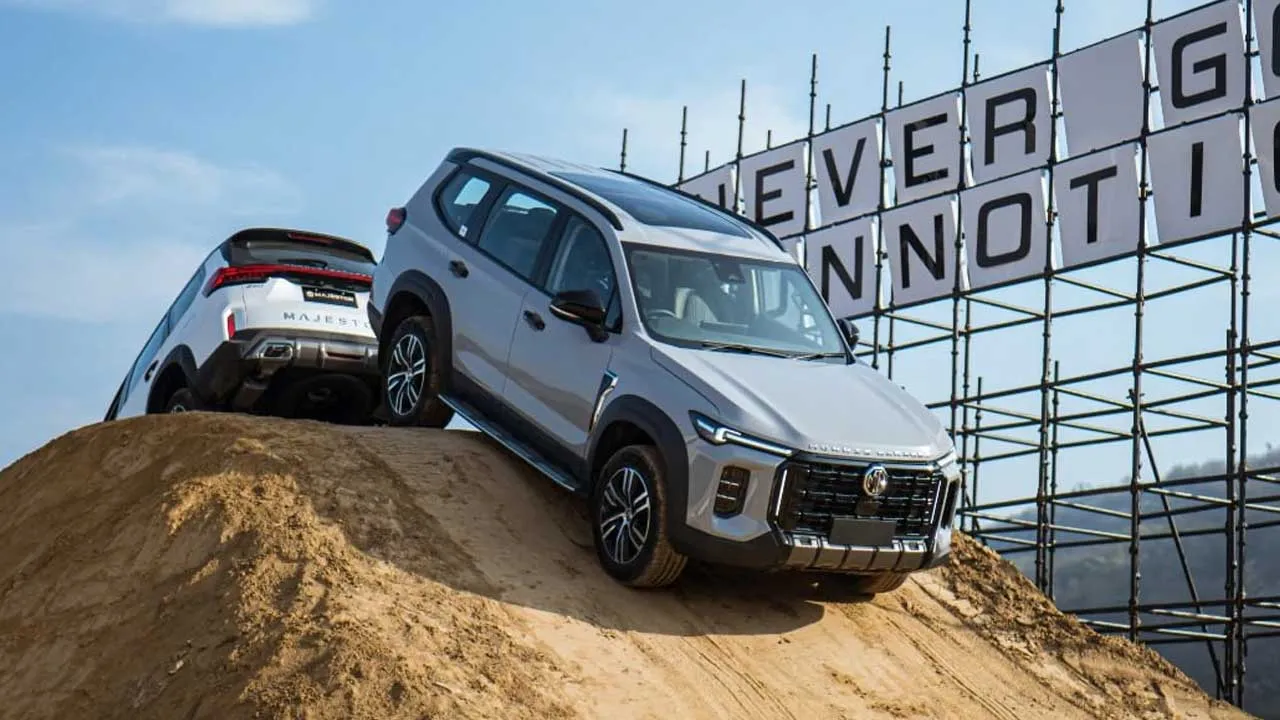 ફોર્ચ્યુનરને ટક્કર આપવા આવી ગઈ MGની નવી કાર મેજેસ્ટર