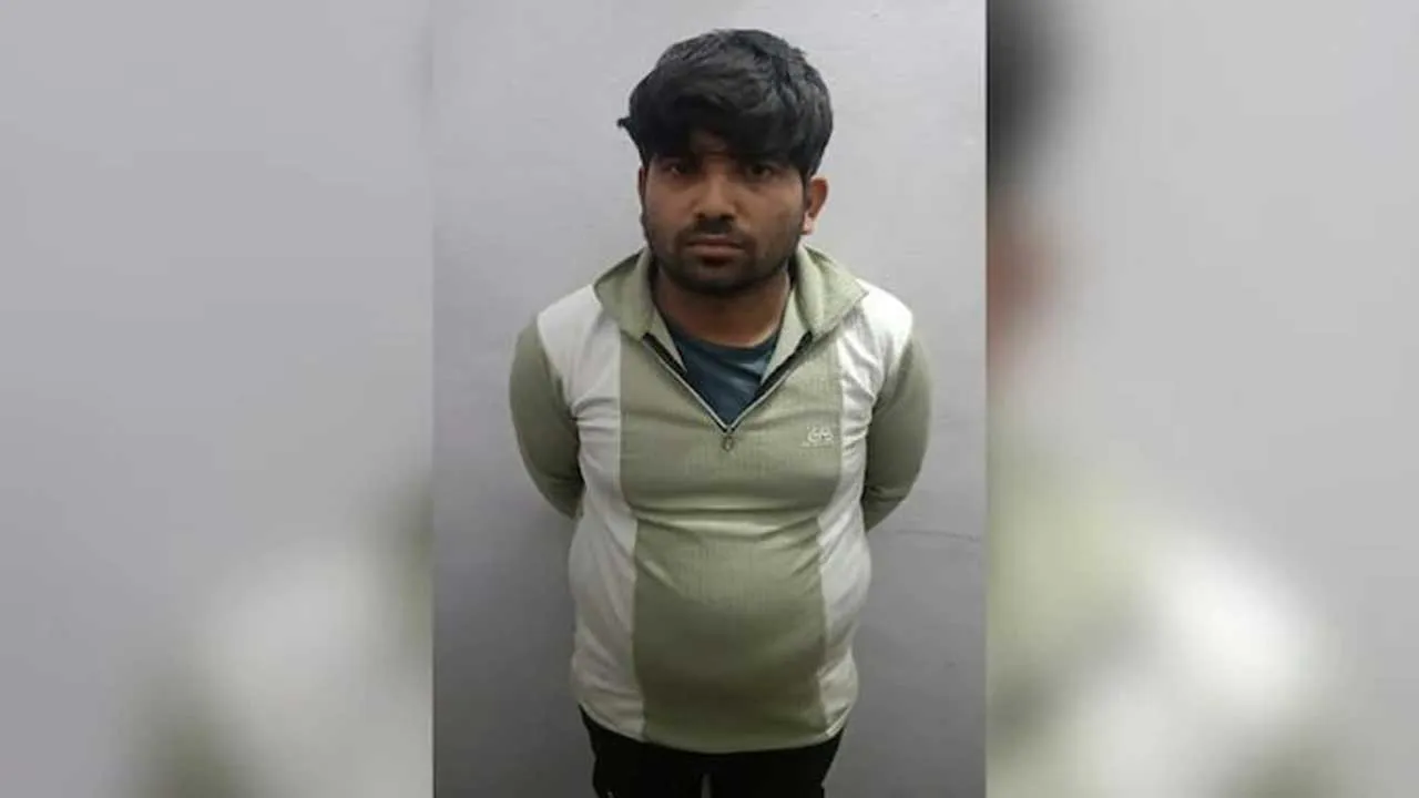 ડૉક્ટર બનીને આવ્યો ઠગ, ઝડપથી પૈસા ચૂકવવાનું કહીને દર્દીઓને લગાવી દીધો લાખોનો ચૂનો