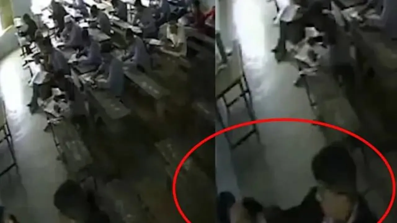 'તું કોણ છે મને સવાલ પૂછનારી?' મોડું આવવાનું કારણ પૂછતા 12મા ધોરણના વિદ્યાર્થીએ મહિલા ટીચરને લાફો મારી દીધો