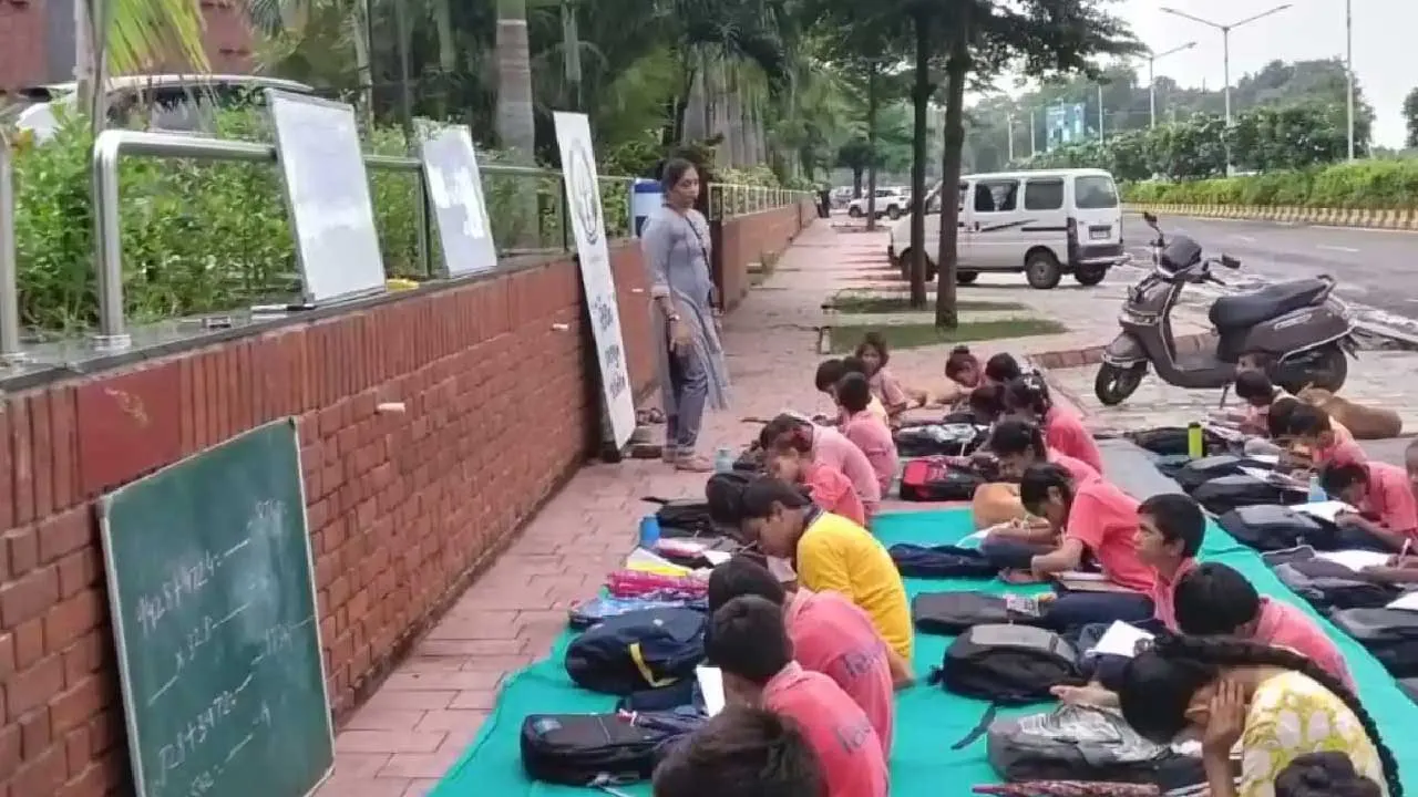 જે લોકો ચૂપચાપ સેવા કરે છે તેઓ જ આ સમાજના અસલી હીરો છે