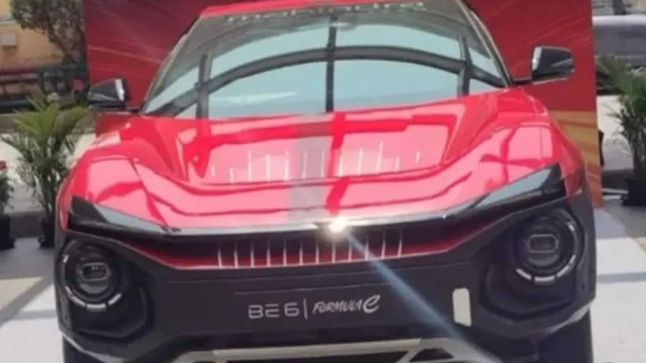 Ajith Kumar-Mahindra BE6 Formula