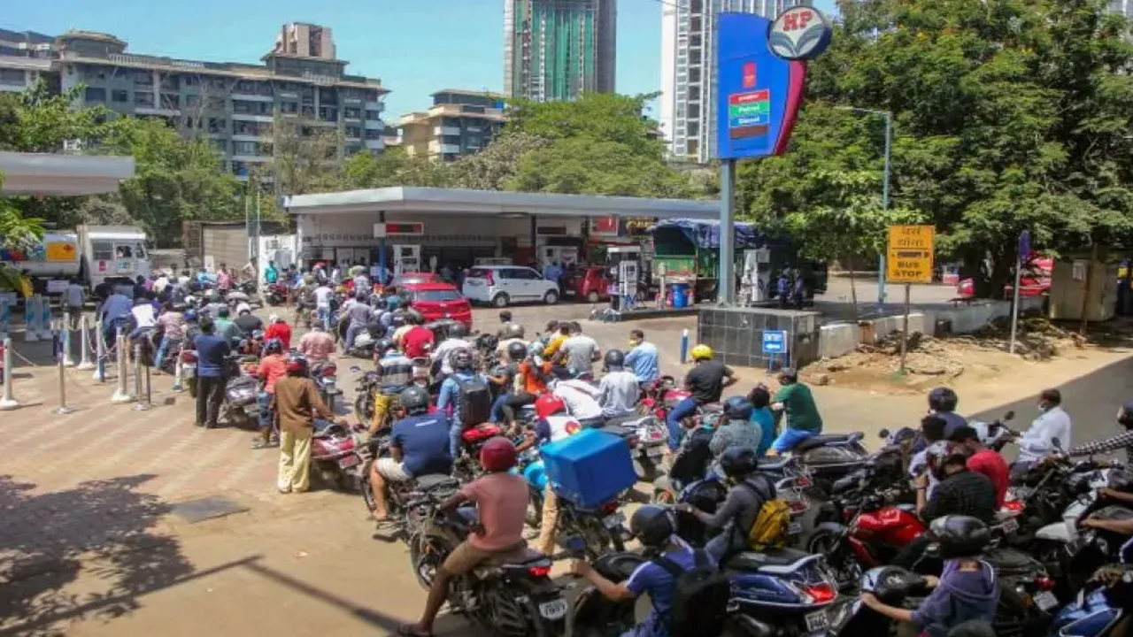 બાઇકમાં 200, કારમાં 2,000… આ જિલ્લામાં મર્યાદાથી વધુ પેટ્રોલ-ડીઝલ નહીં મળે