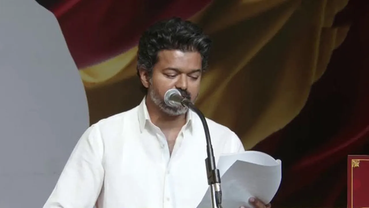 મહિલાઓને દર મહિને રૂ. 2,500, દુલ્હનોને 8 ગ્રામ સોનું... તમિલનાડુ માટે વિજયનો ચૂંટણી ઢંઢેરો