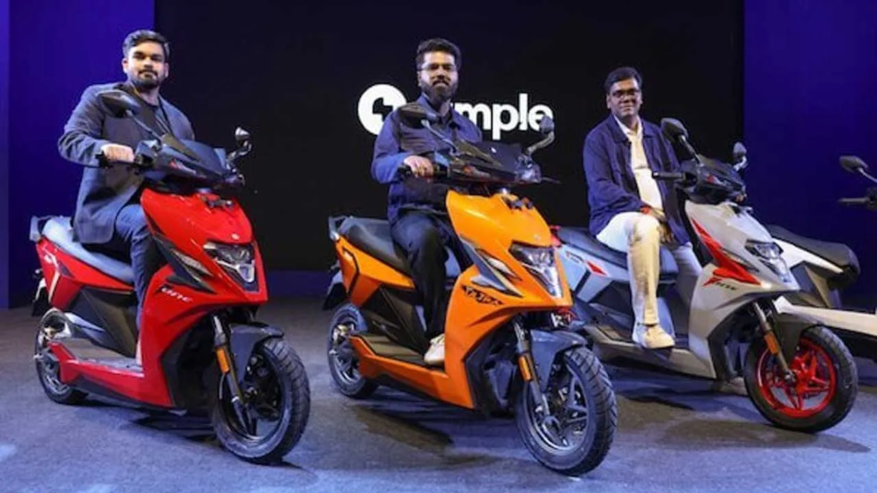 એક ચાર્જ પર 400 Km દોડતું દેશનું સૌથી વધુ રેન્જ આપતું ઇલેક્ટ્રિક સ્કૂટર 'સિમ્પલ અલ્ટ્રા' લોન્ચ, પણ બહુ મોંઘું છે