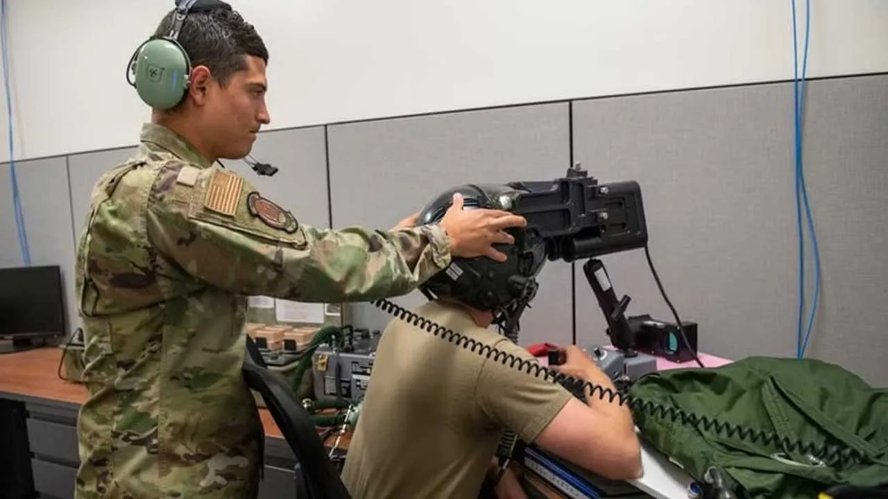 F35 Pilot Helmet