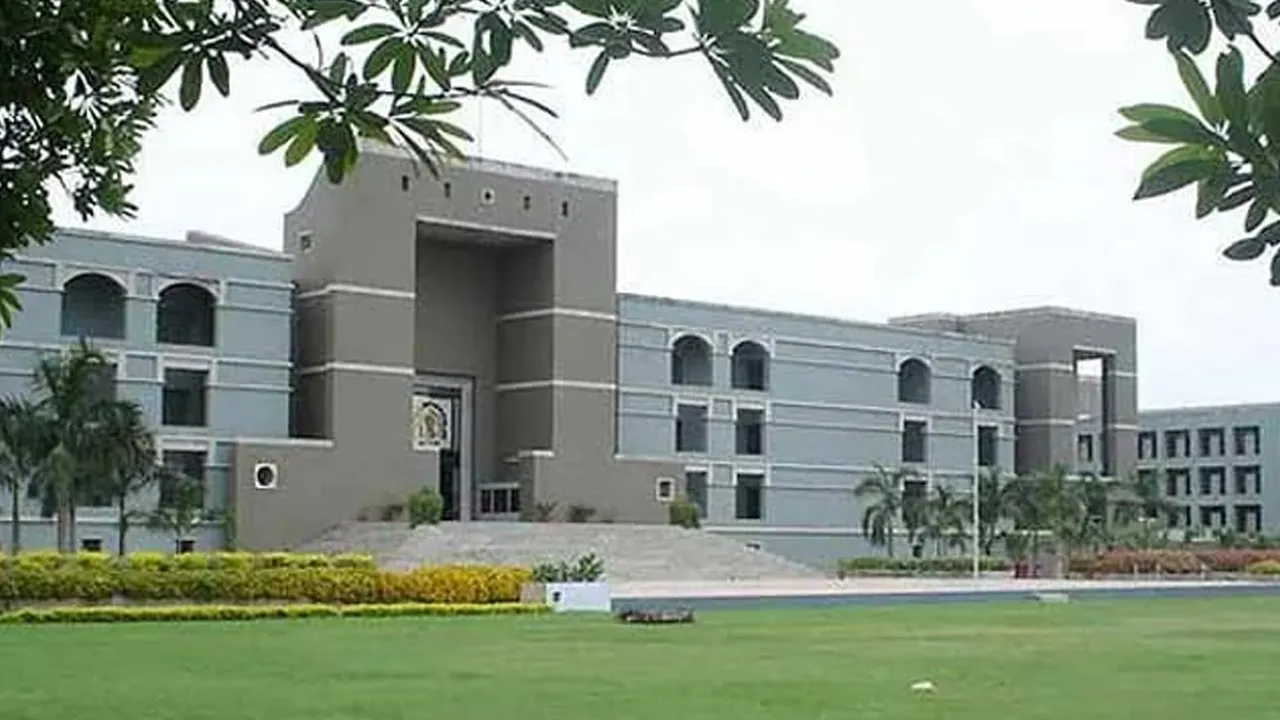 છોડ વાવવામાં આટલી ઉતાવળ શા માટે કરાઈ? અધિકારીઓને ઘરે ભેગા કરો, જમીનના કેસને લઇને હાઇ કોર્ટ કડક