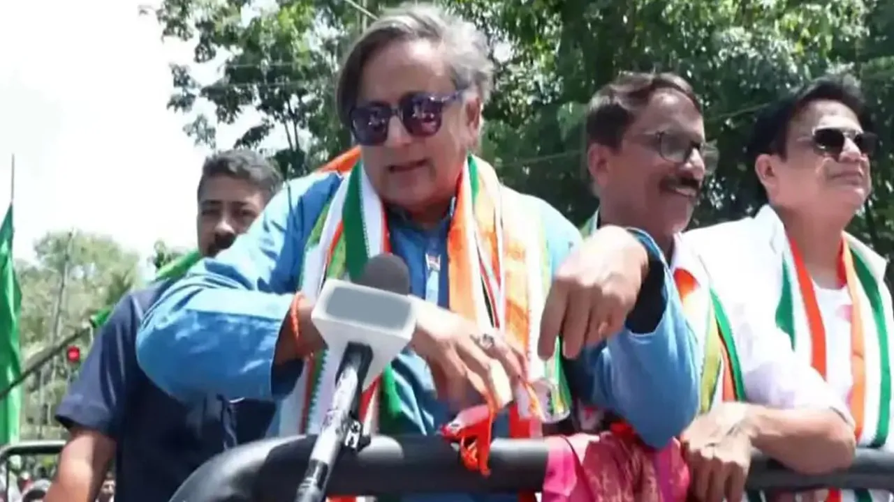 Shashi-Tharoor3 