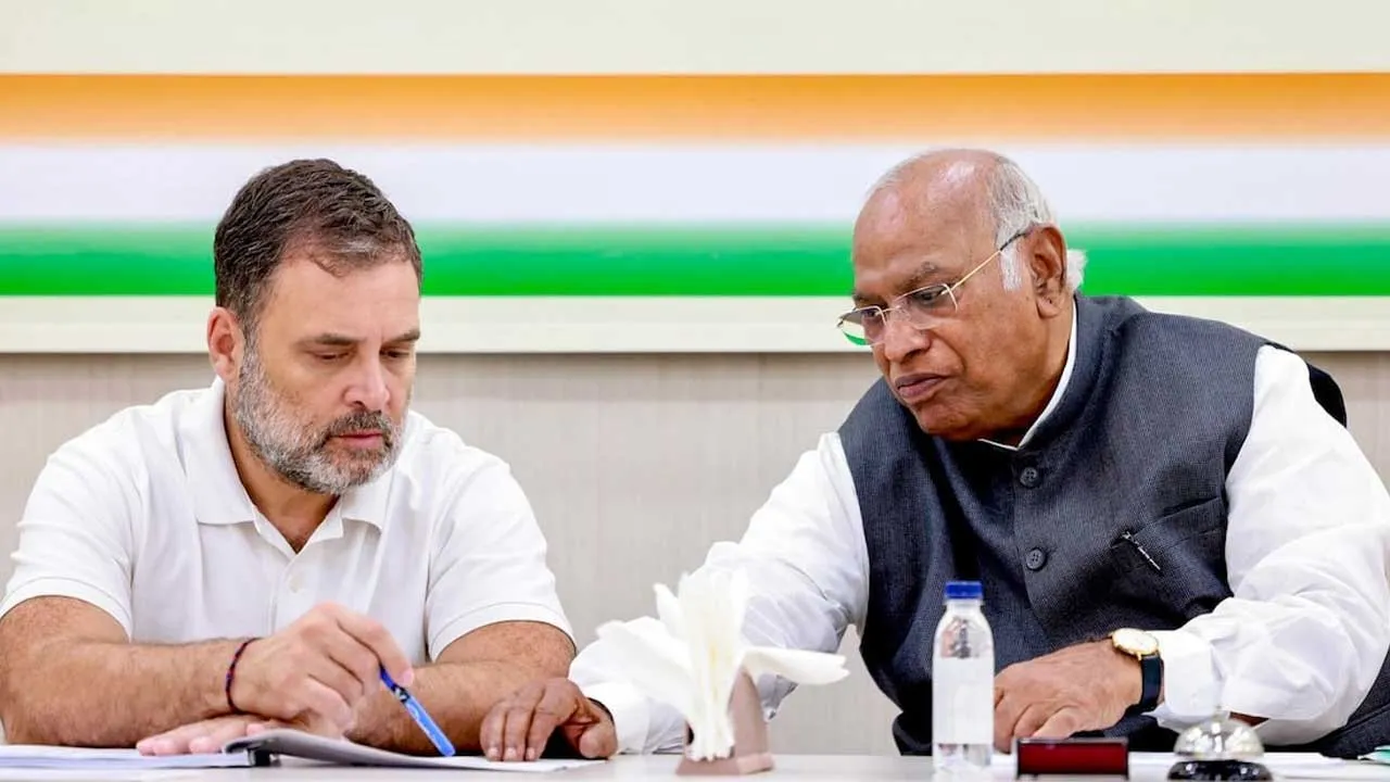 Kerala-CM-Selection