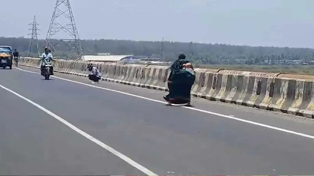 Gold-on-Road-Rumor