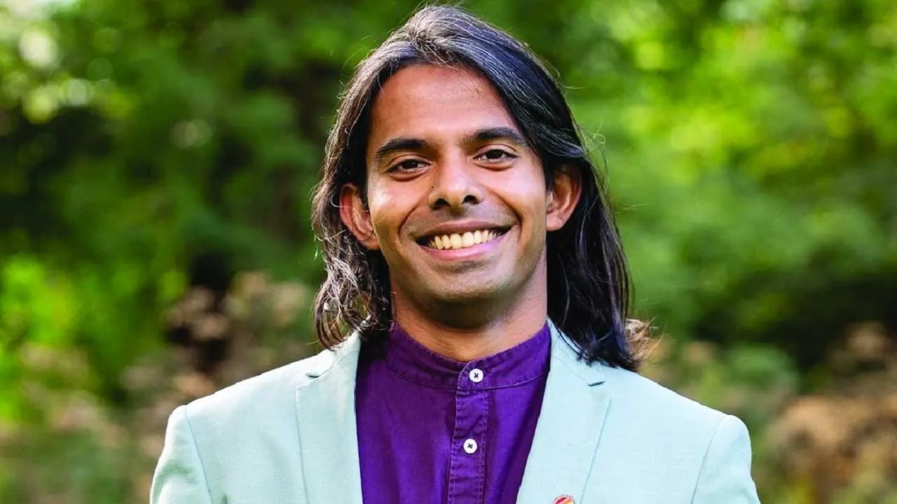 Indian-Member of Scottish