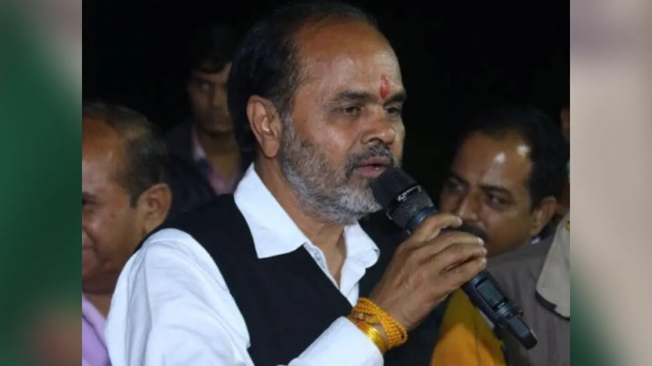 ‘કોંગ્રેસમાંથી ભાજપમાં આવ્યો ત્યારે 2 કરોડ આપ્યા..’, સી.જે. ચાવડાની ઓડિયો ક્લિપ વાયરલ