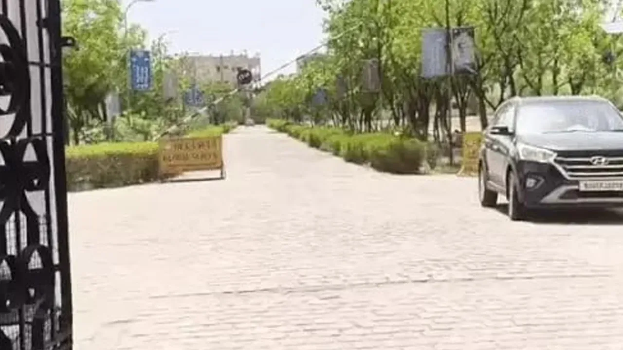 Modi-University 