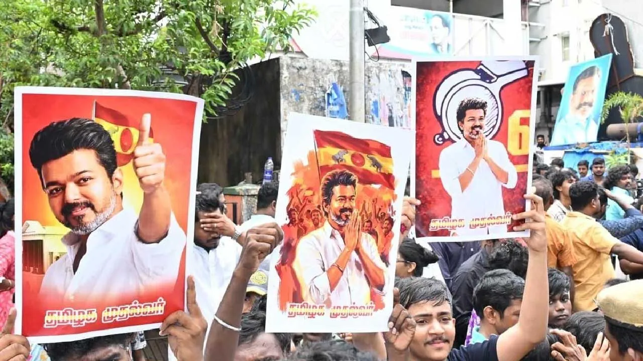 વિજય બનશે CM, ડ્રામા બાદ VCKએ પણ સમર્થન આપી દીધું