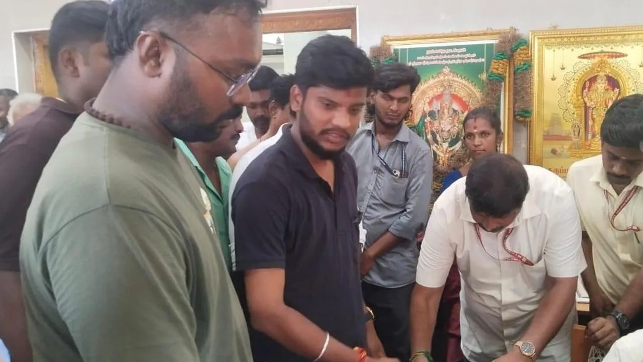 Tamilnadu-Minister-Ramesh3 