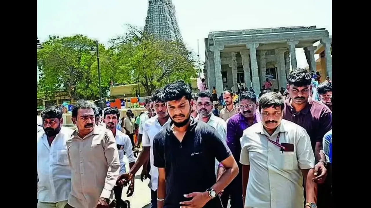 Tamilnadu-Minister-Ramesh4 